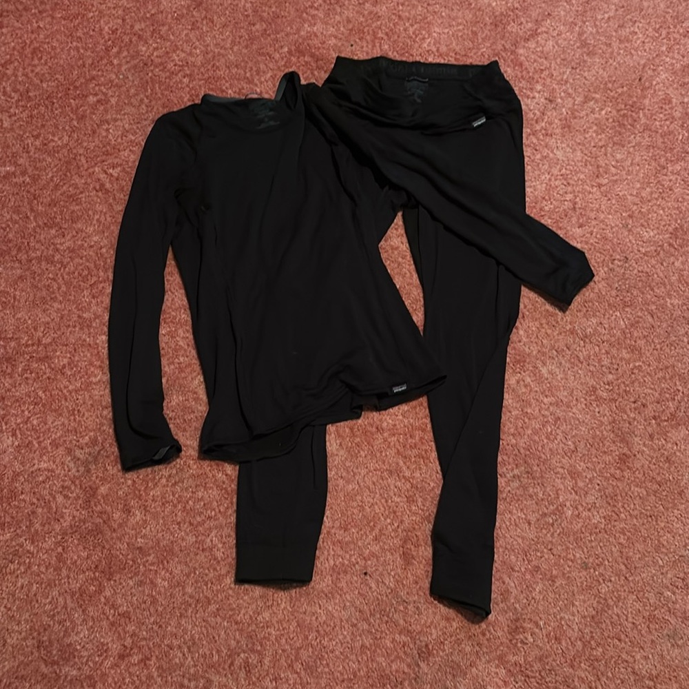 Patagonia capilene thermal weight size small base layer black pants long sleeve